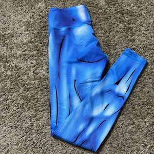 Violate the dress code leggings